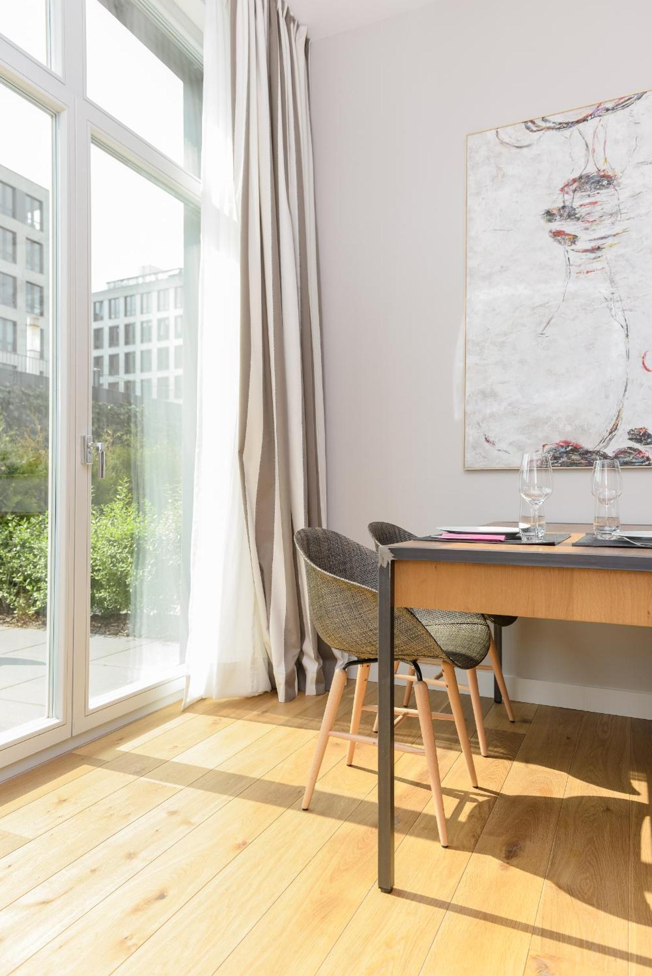 Downtown Living Aparthotel Berlino
